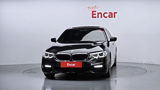 BMW 5-SERIES G30 2017