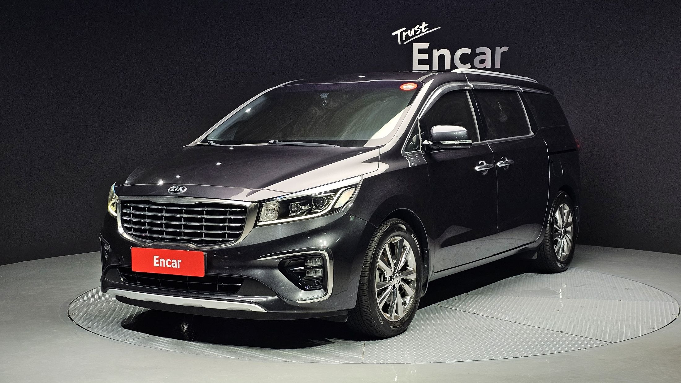 KIA CARNIVAL 2018