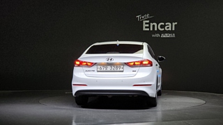 HYUNDAI AVANTE AD 2017