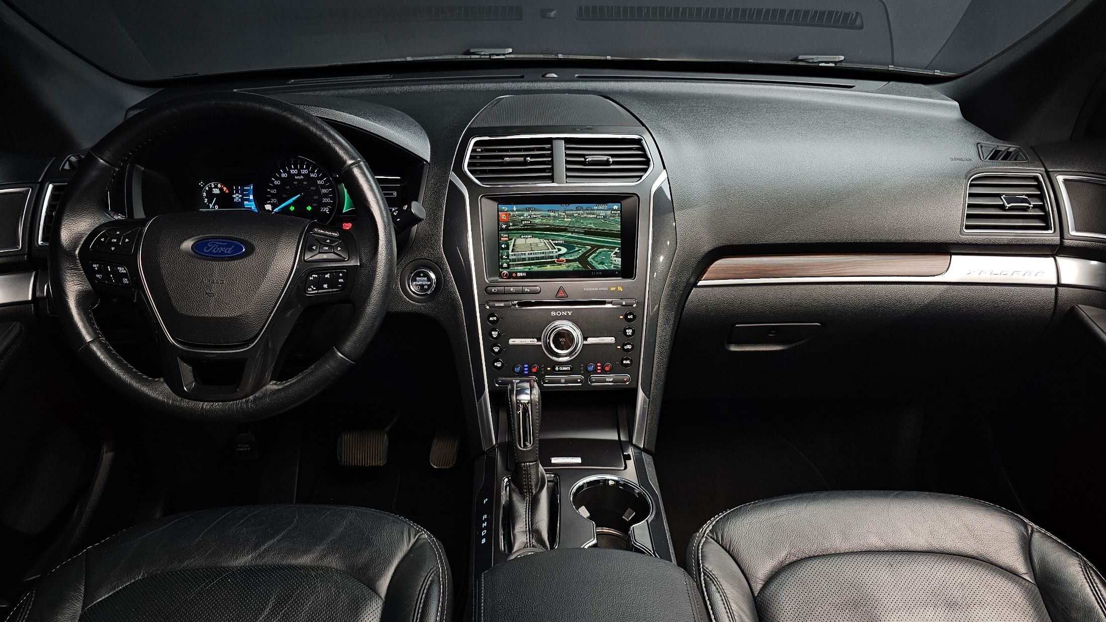 FORD EXPLORER 2017