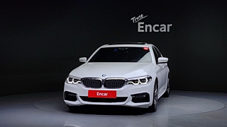 BMW 5-SERIES G30 2017