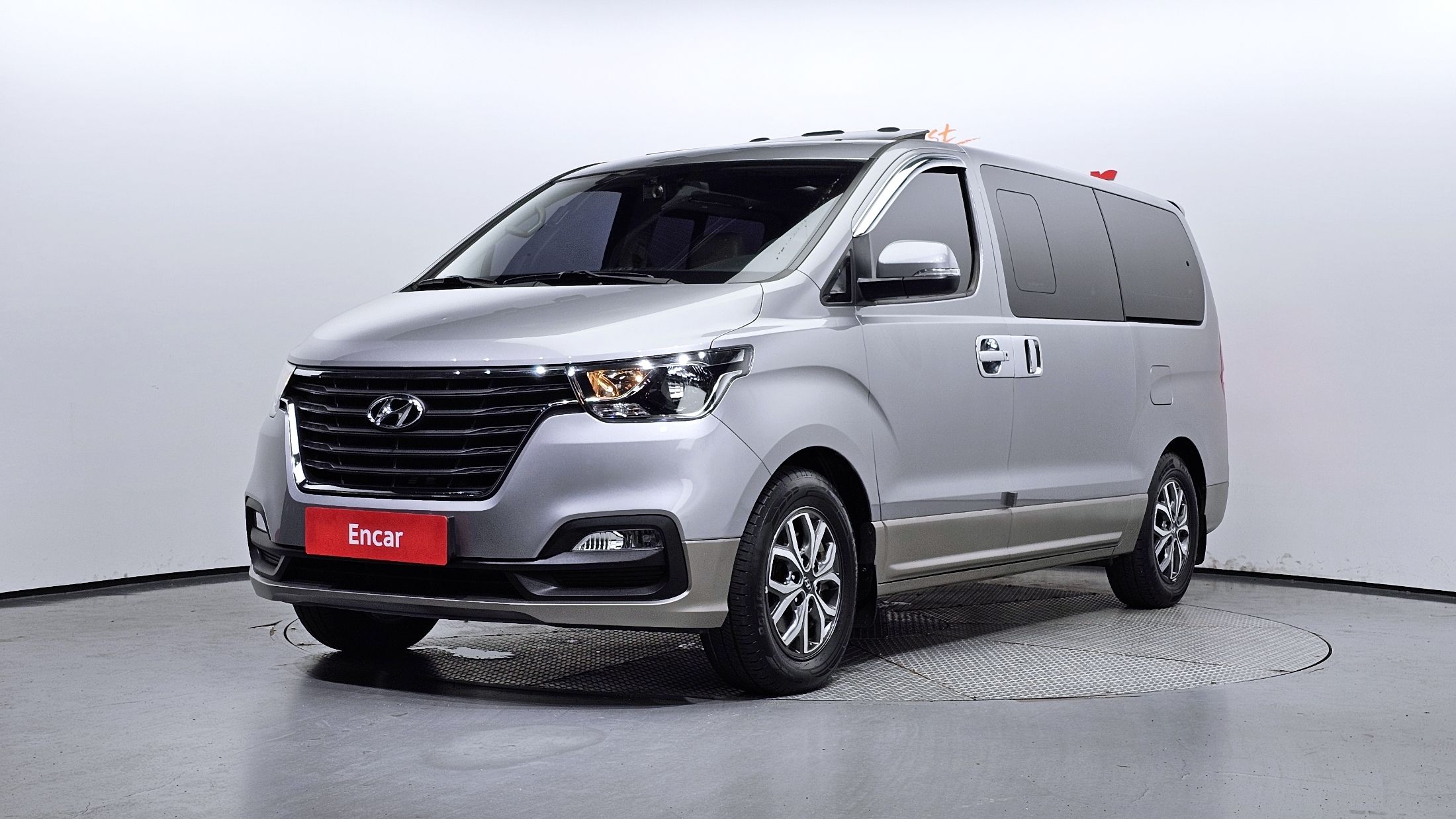 HYUNDAI STAREX GRAND 2018