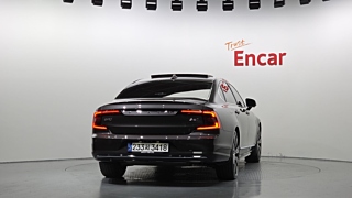 VOLVO S90 2024