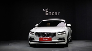 VOLVO S90 2021