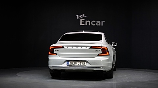 VOLVO S90 2021