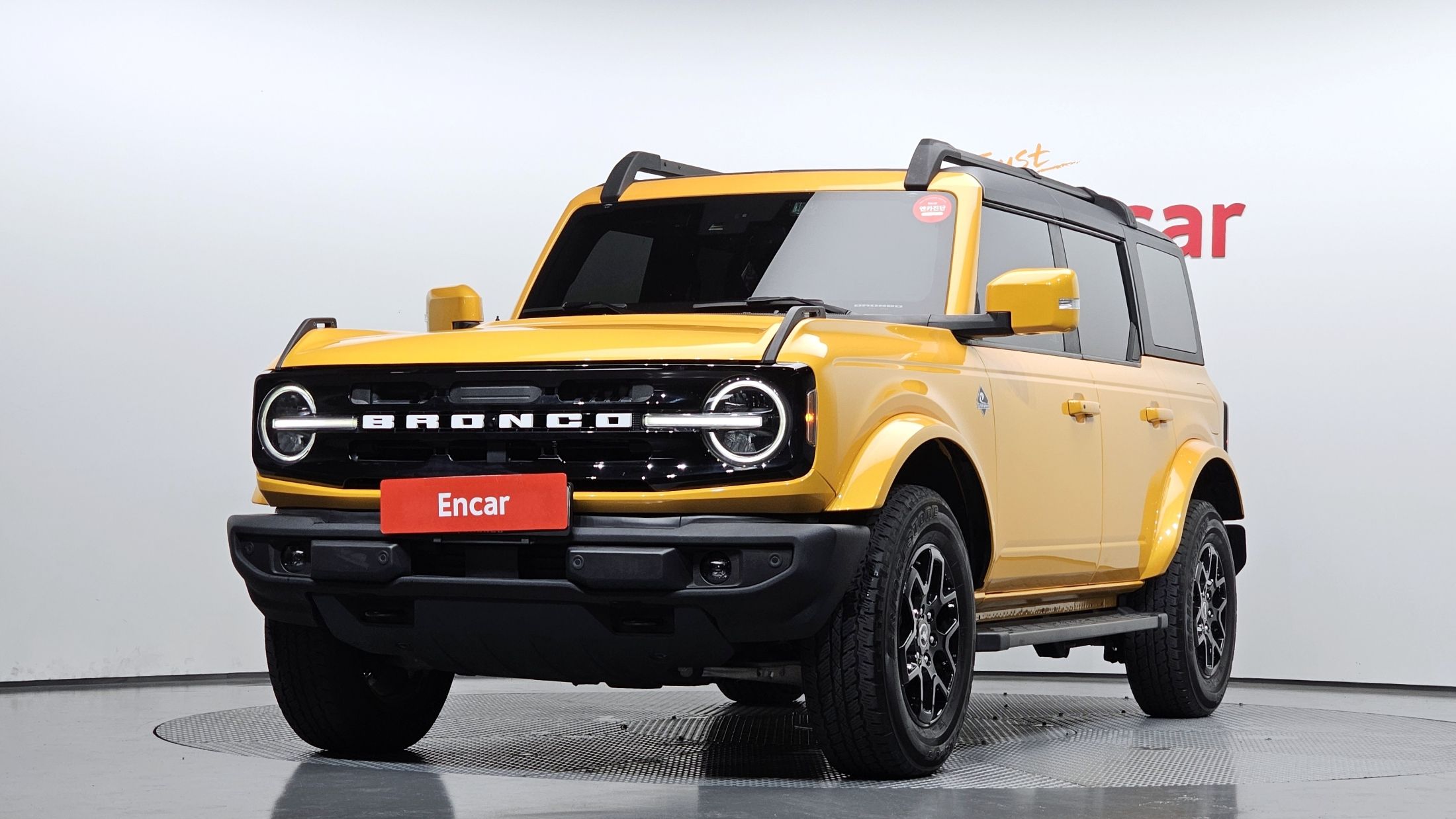 FORD BRONCO