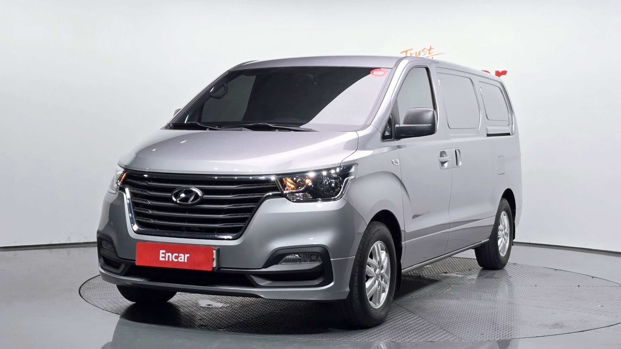 HYUNDAI STAREX GRAND 2020