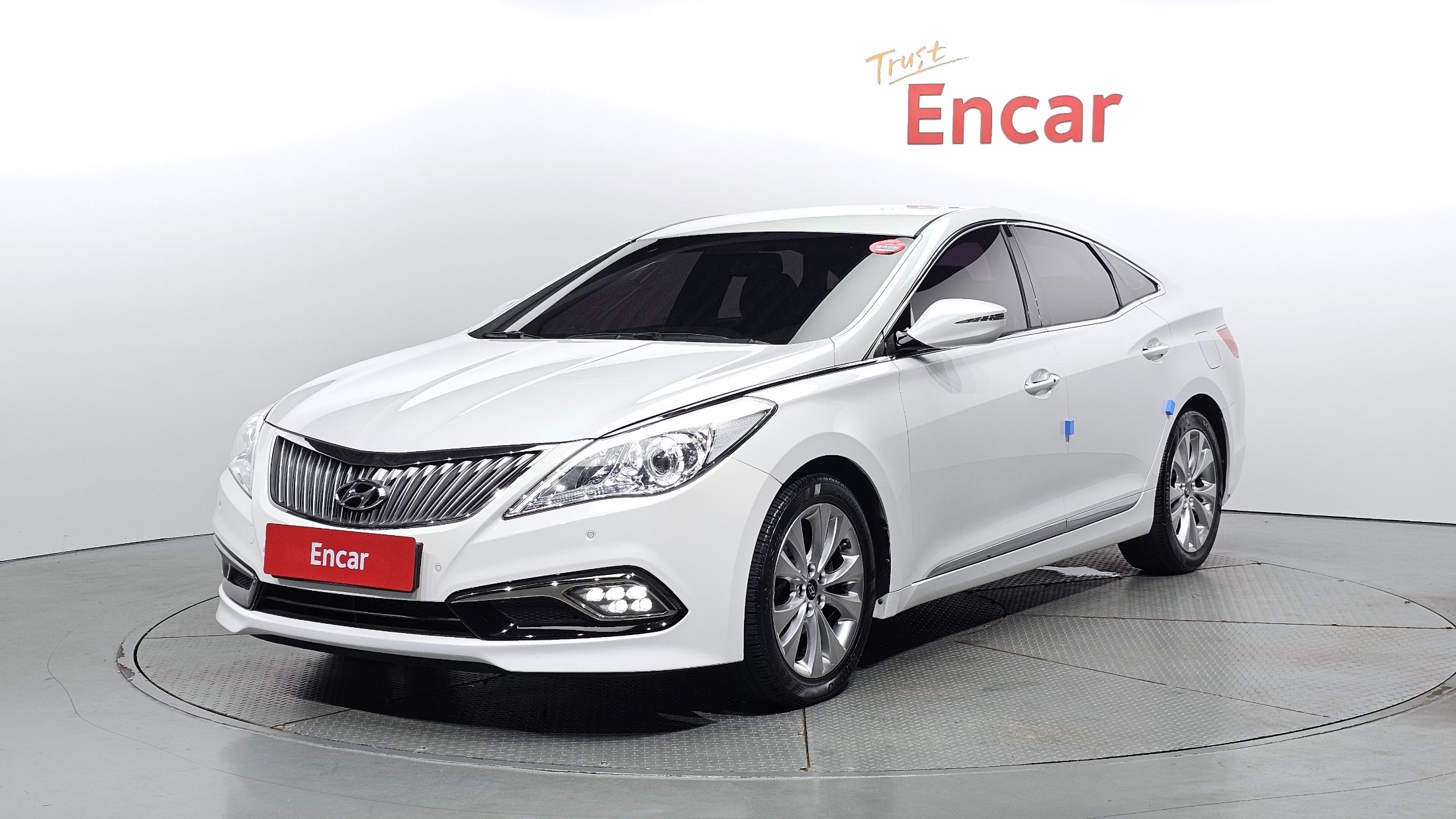 HYUNDAI GRANDEUR HG 2014