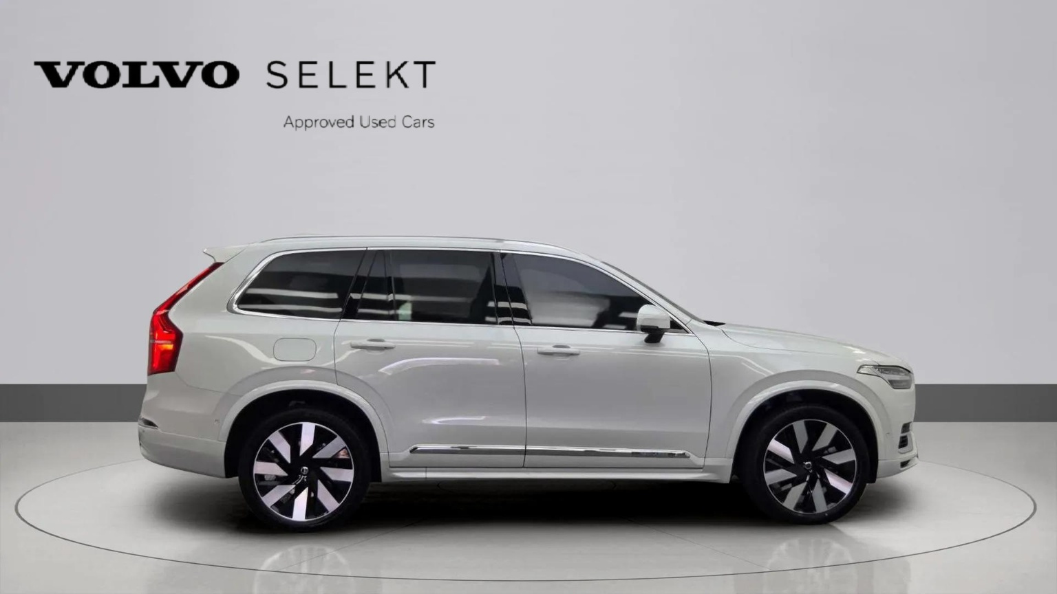 VOLVO XC90 2024