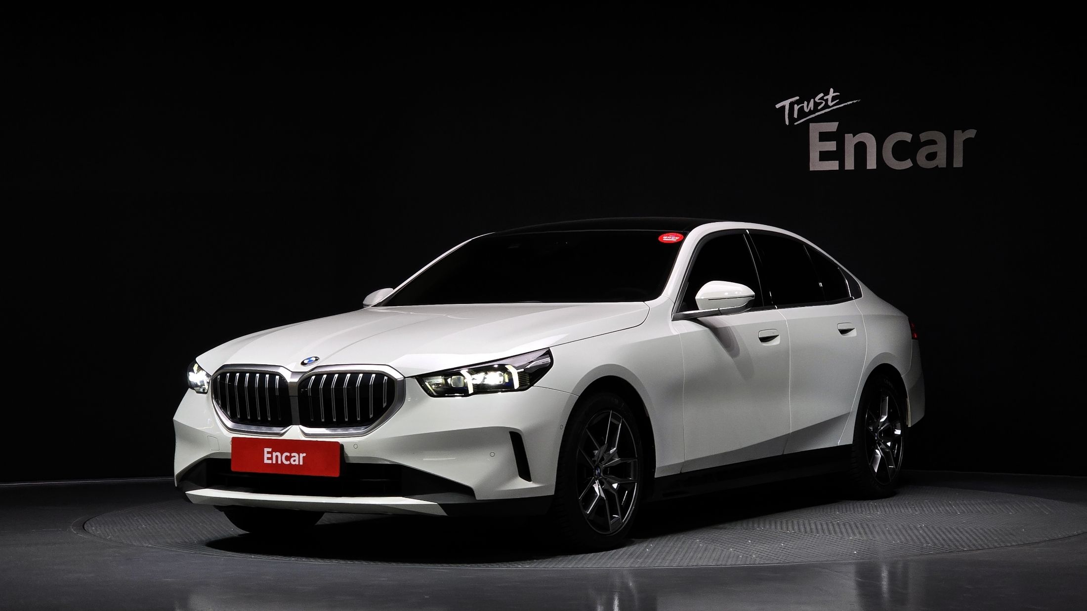 BMW 5-SERIES G60 2024