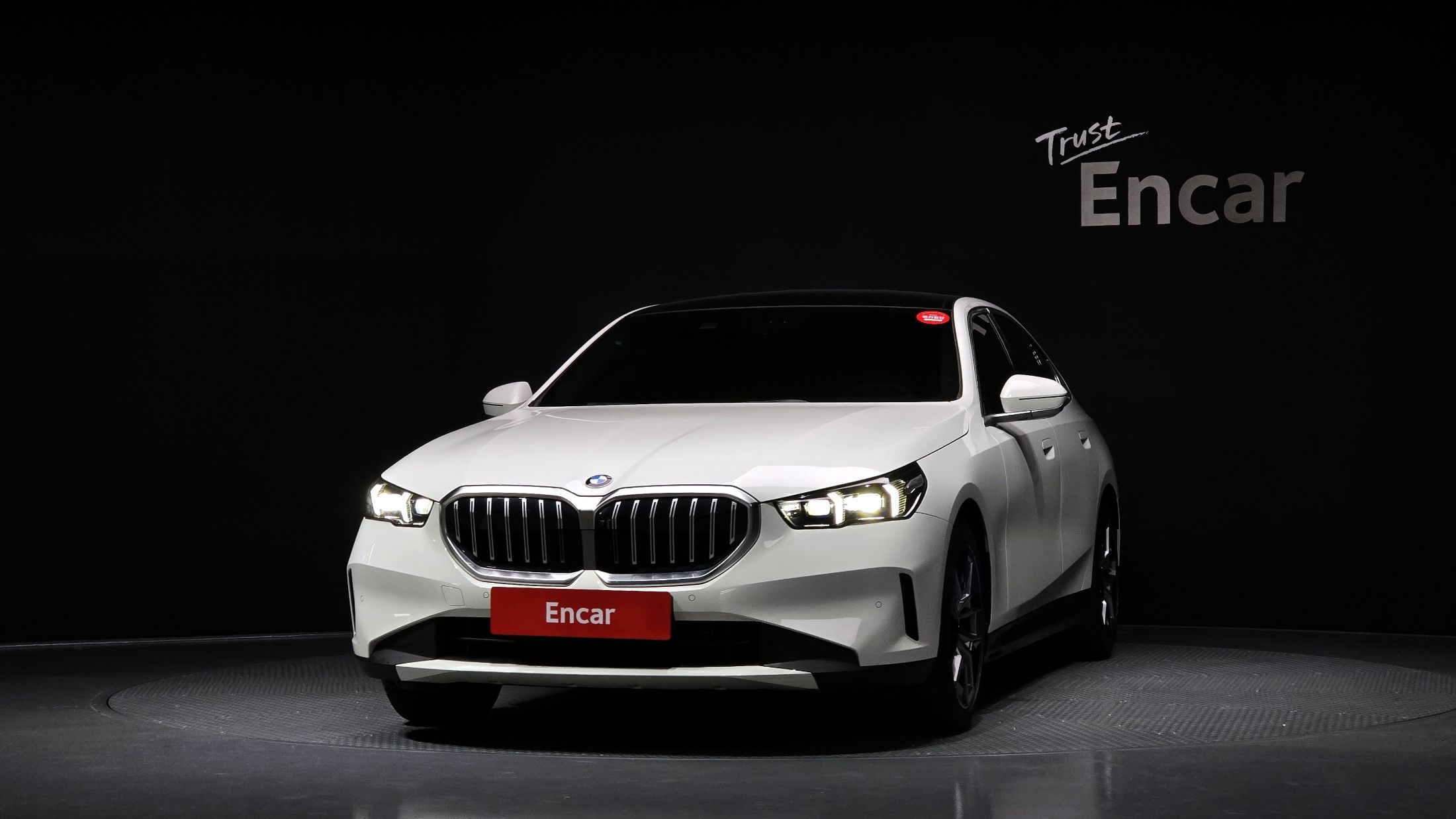 BMW 5-SERIES G60 2024