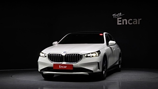 BMW 5-SERIES G60 2024