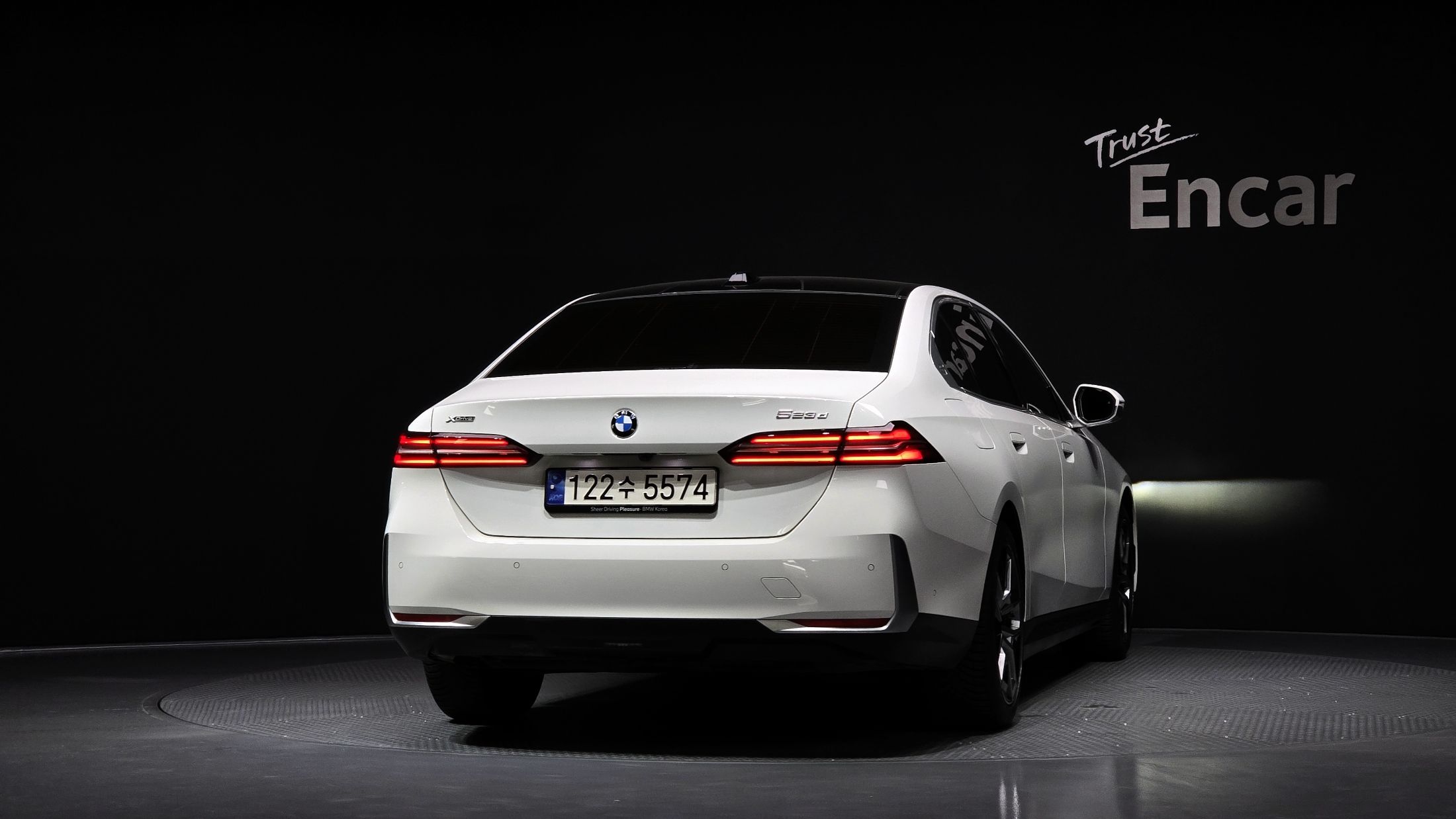 BMW 5-SERIES G60 2024