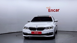 BMW 5-SERIES G30 2017