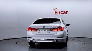 BMW 5-SERIES G30 2017