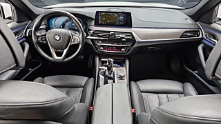 BMW 5-SERIES G30 2017
