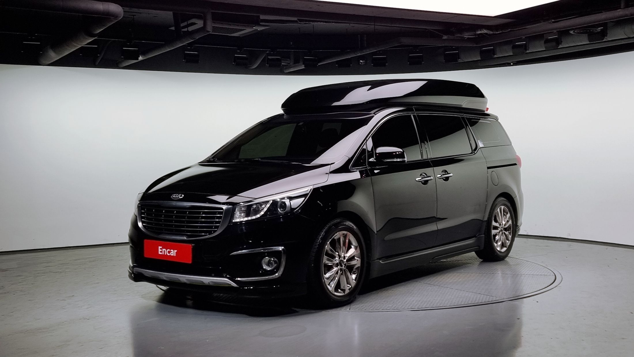 KIA CARNIVAL 2015