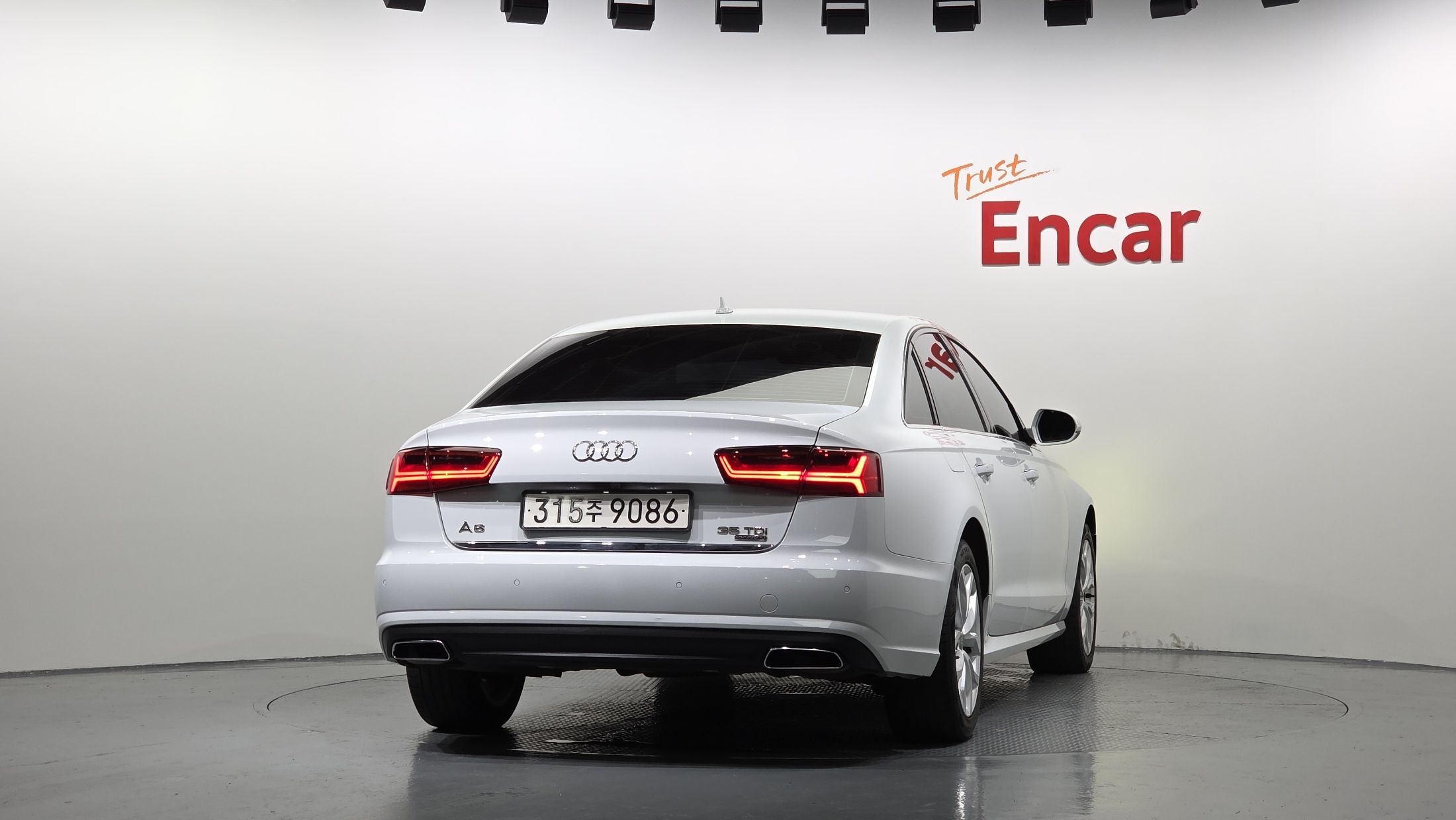 AUDI A6 2016
