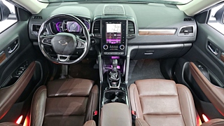SAMSUNG QM6 2020