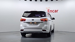 KIA CARNIVAL 2018