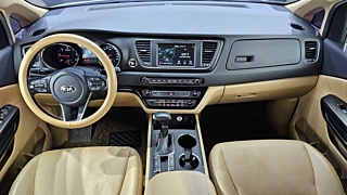 KIA CARNIVAL 2018