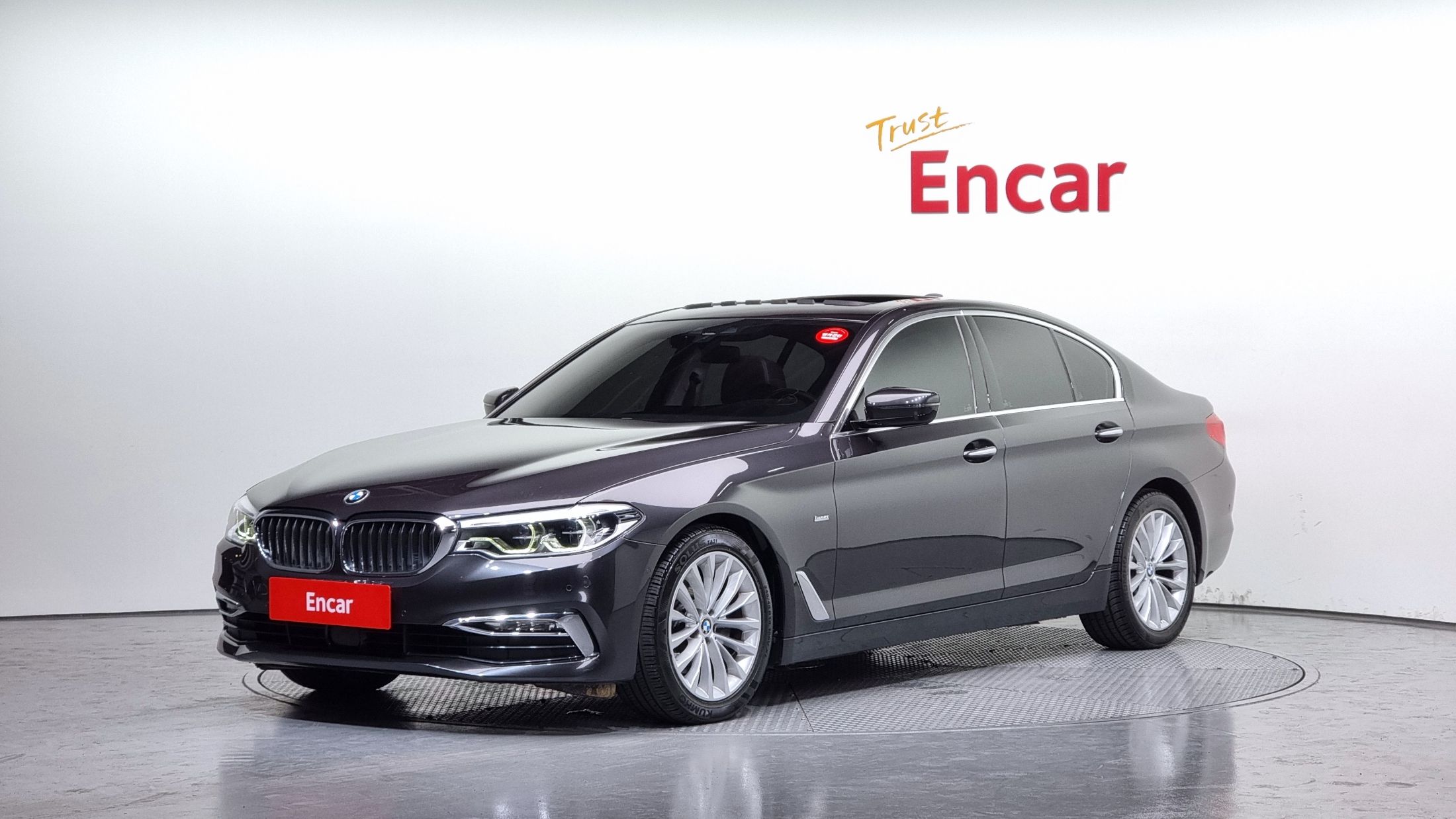 BMW 5-SERIES G30 2018