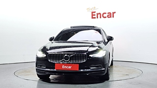 VOLVO S90 2021