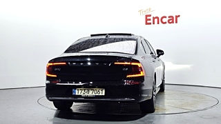 VOLVO S90 2021