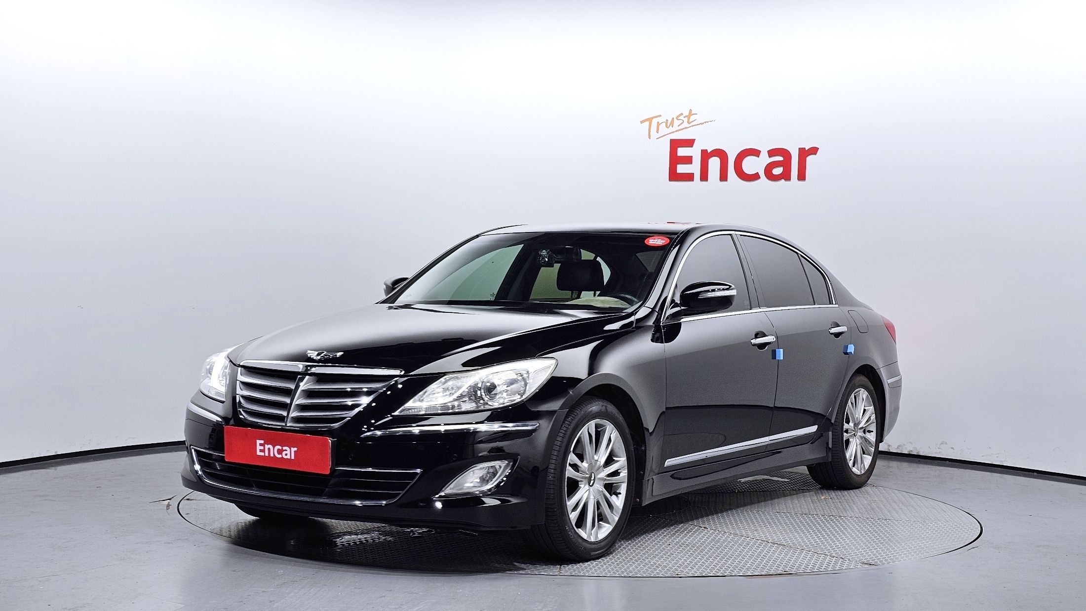 HYUNDAI GENESIS 2011