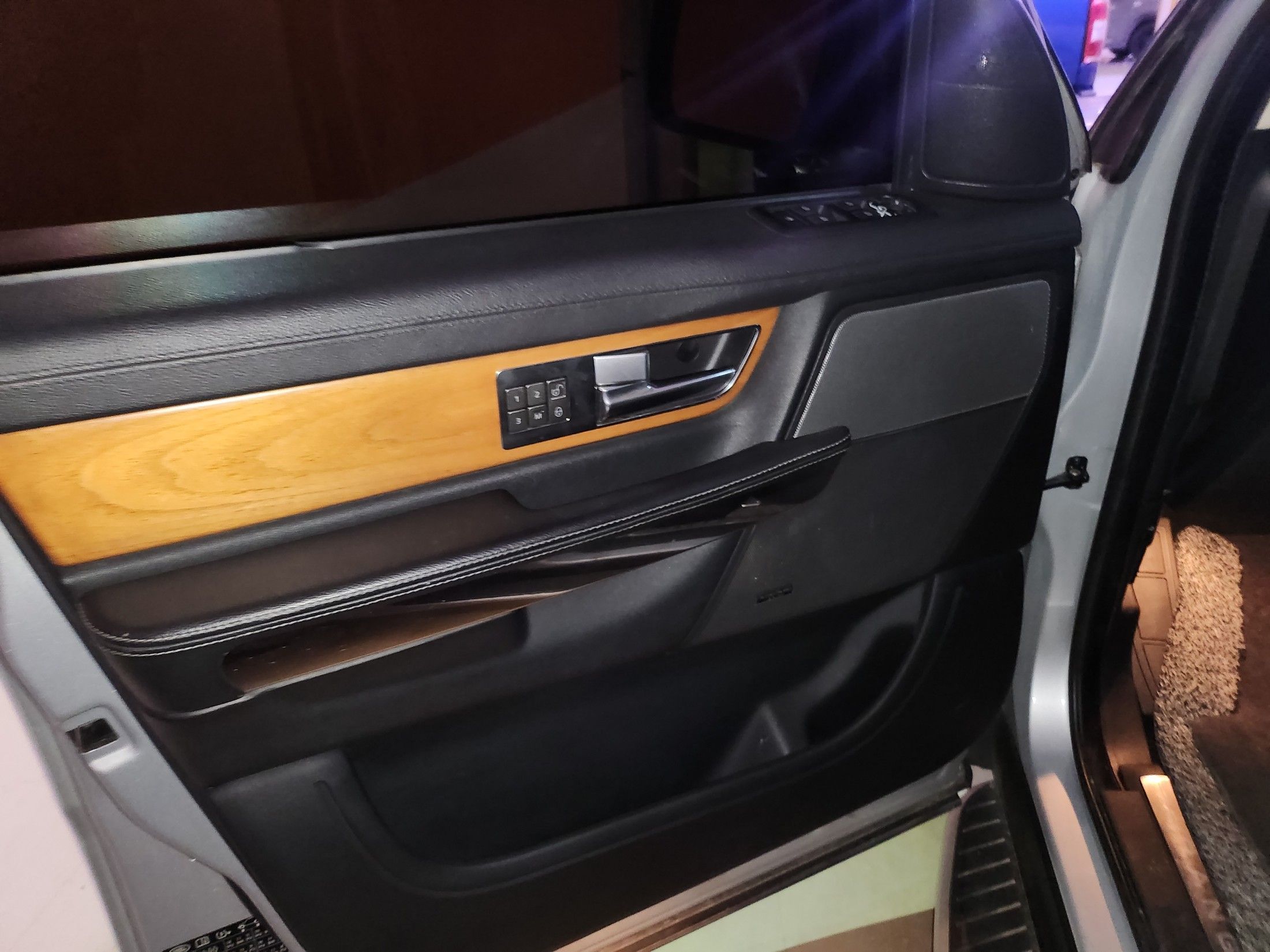 LAND ROVER RANGE ROVER SPORT 2010
