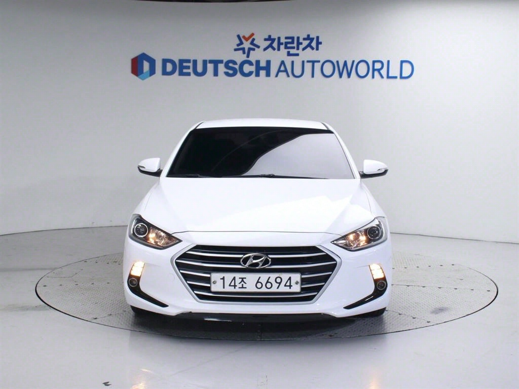 HYUNDAI AVANTE AD 2015