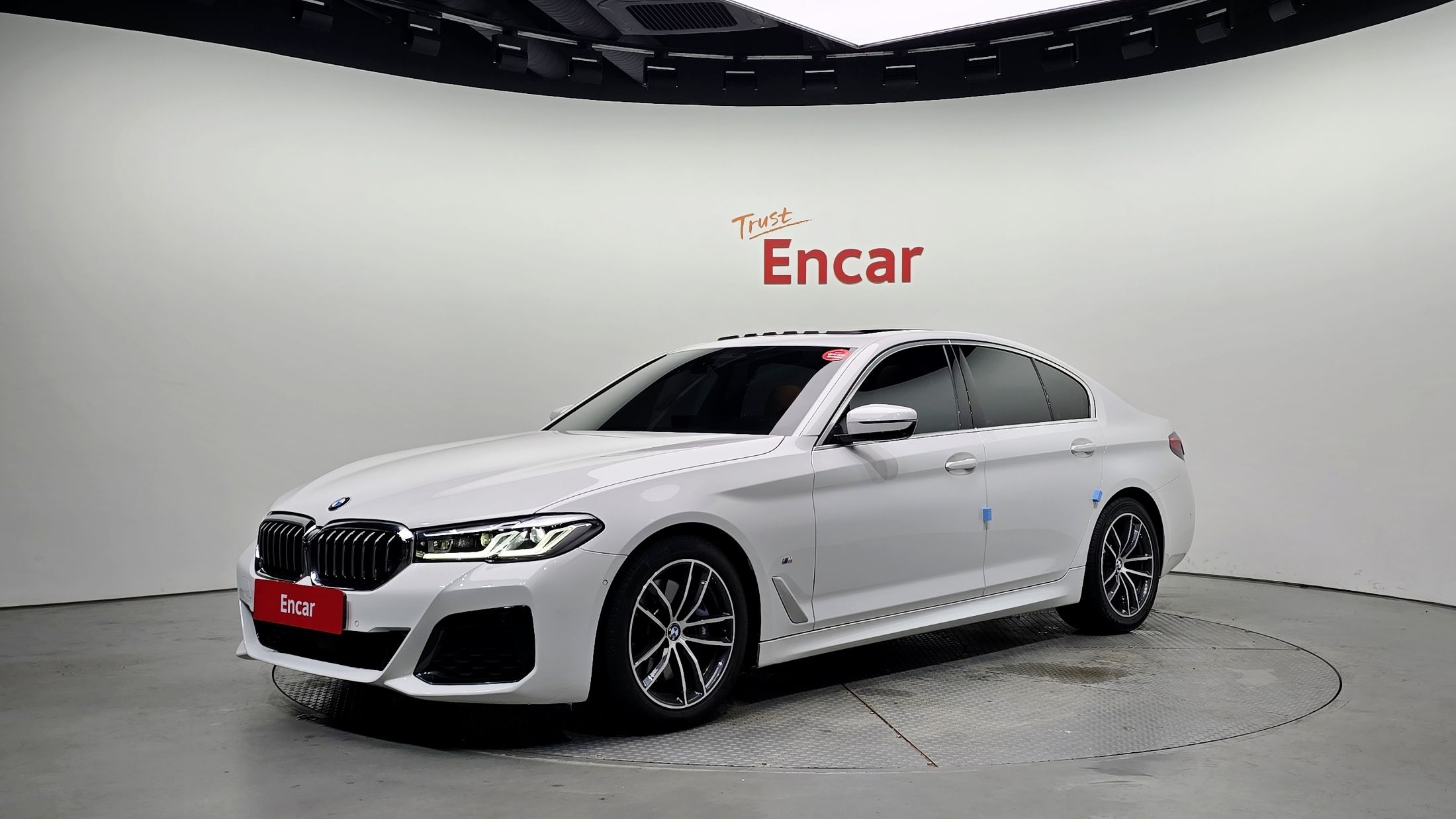 BMW 5-SERIES G30 2021