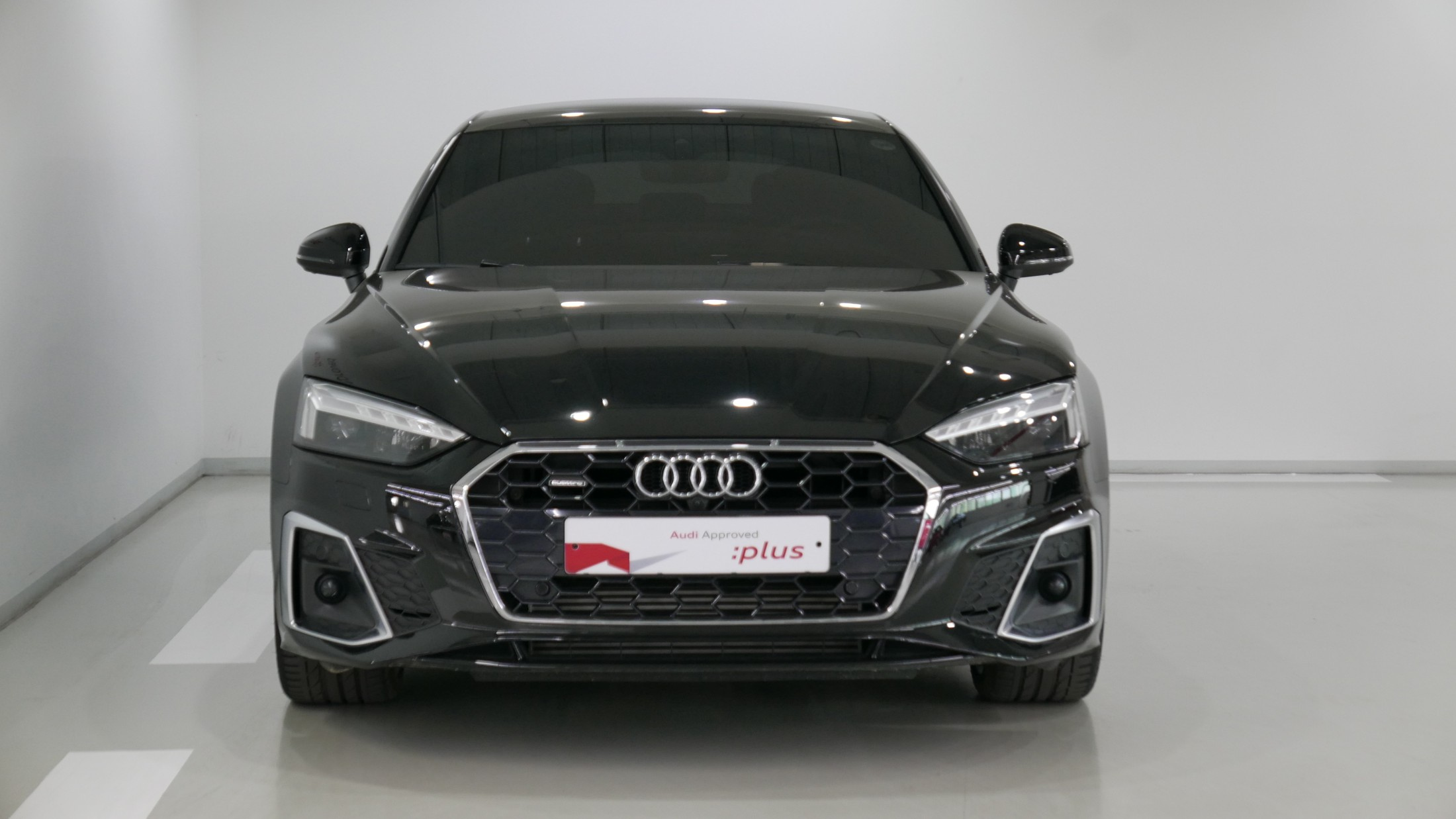 AUDI A5 F5 2023