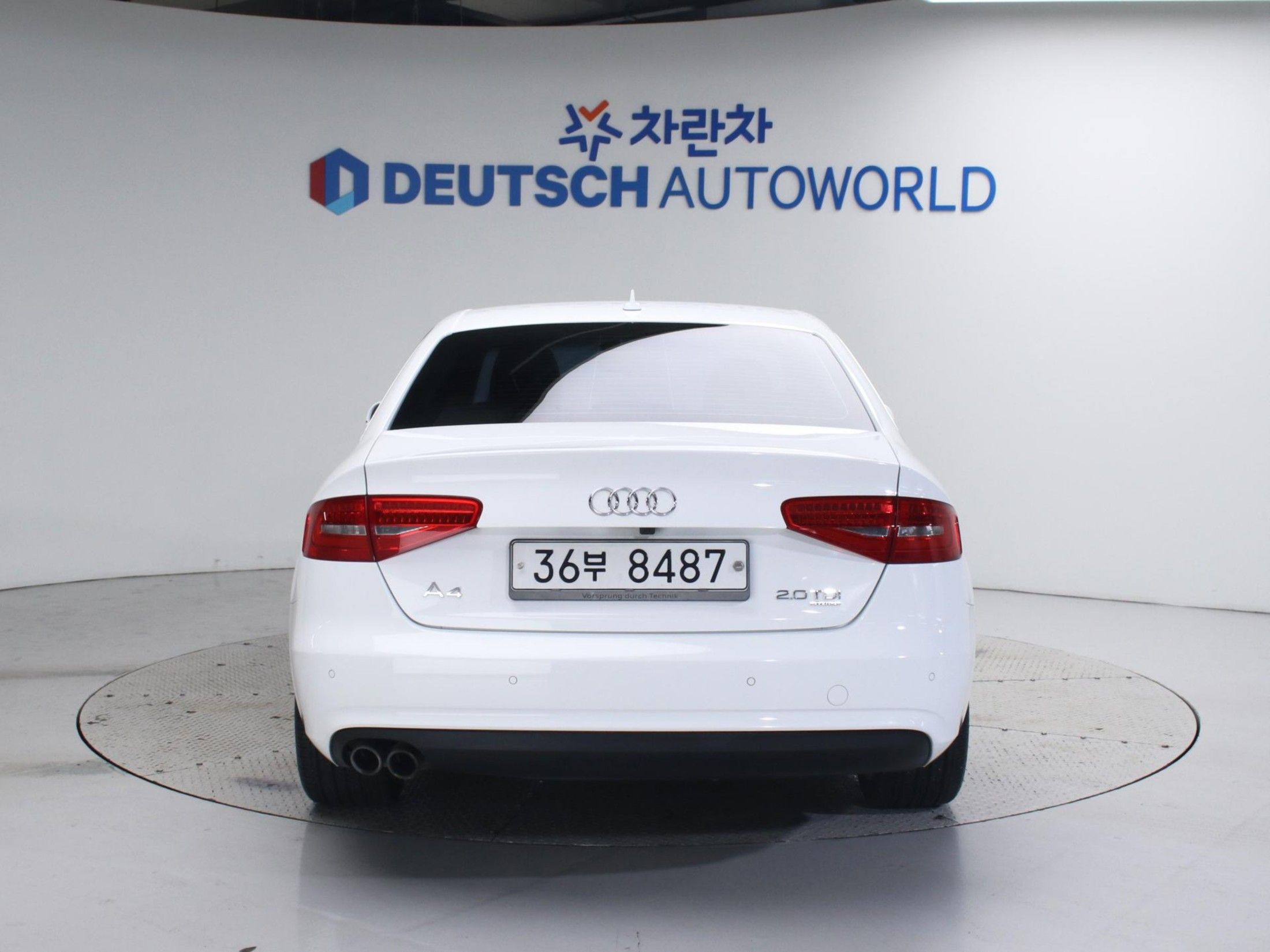 AUDI A4 2014