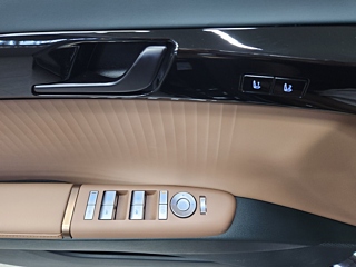 HYUNDAI GRANDEUR HYBRID GN7 2024