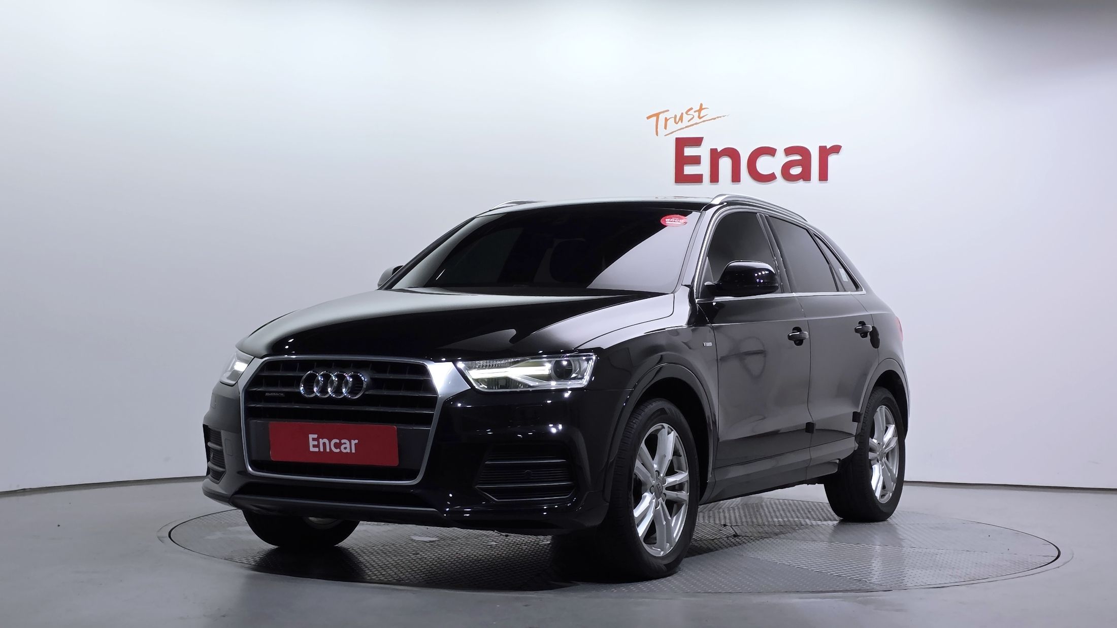 AUDI Q3 2016