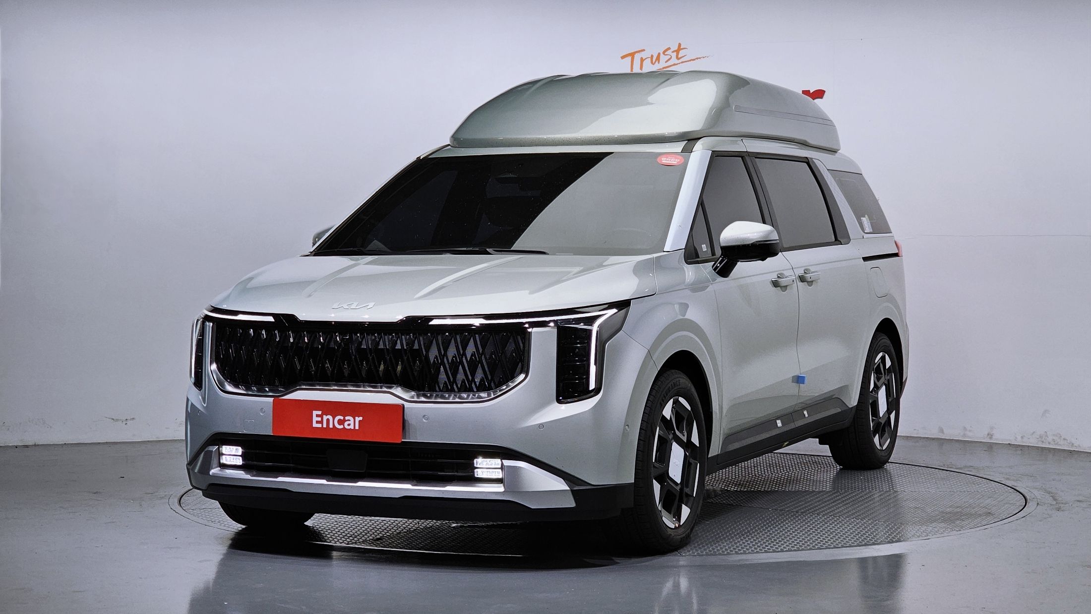KIA CARNIVAL 2025