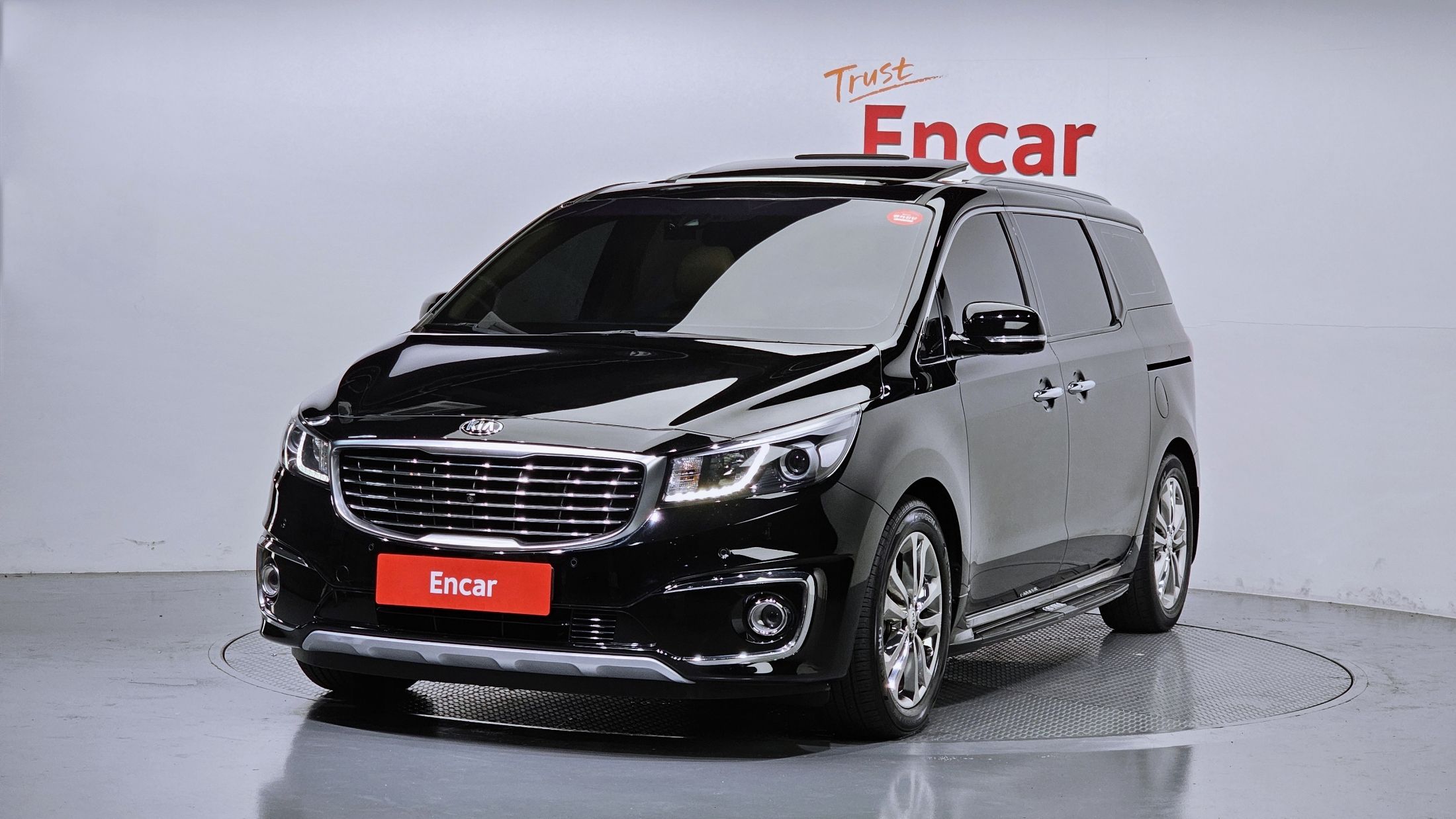 KIA CARNIVAL 2017