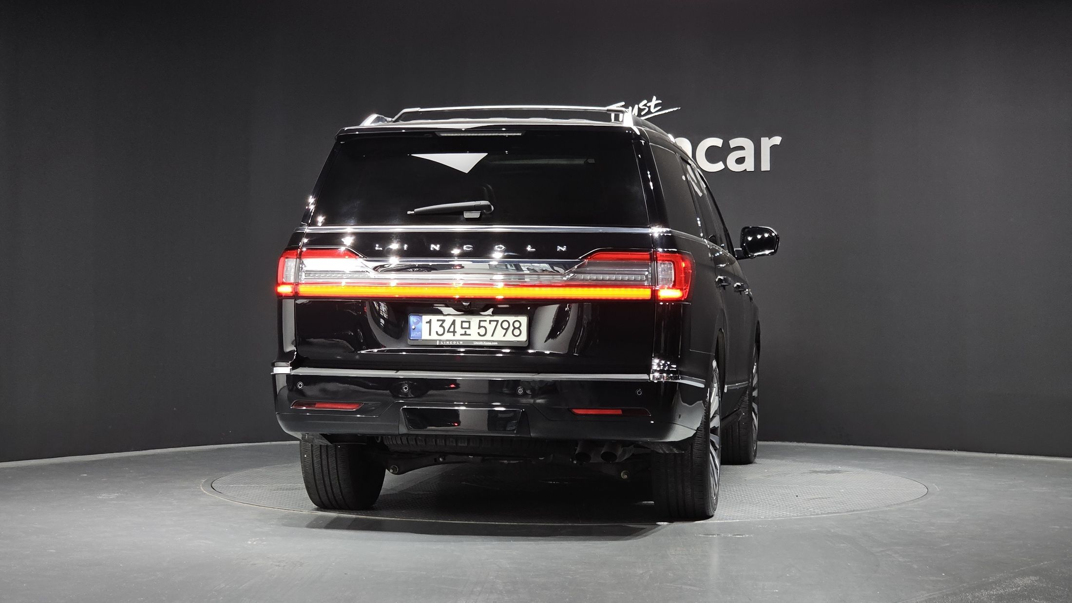 LINCOLN NAVIGATOR
