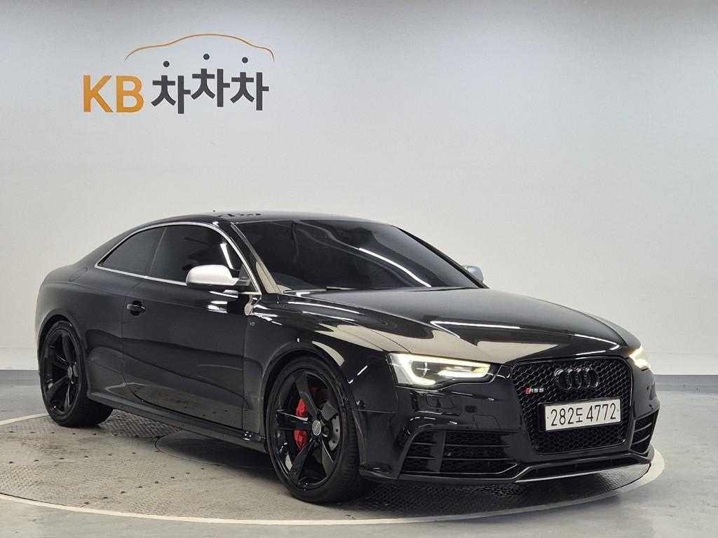 AUDI RS5 2012