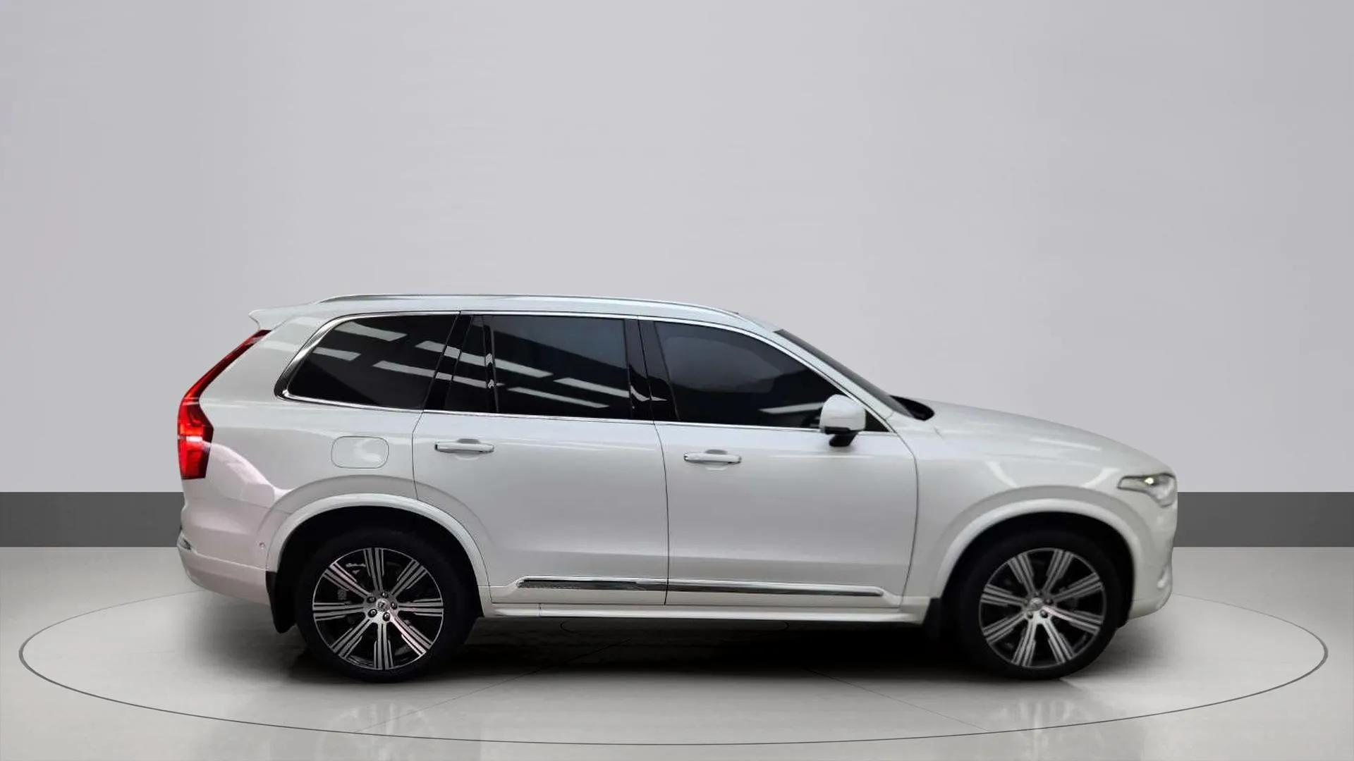VOLVO XC90 2023