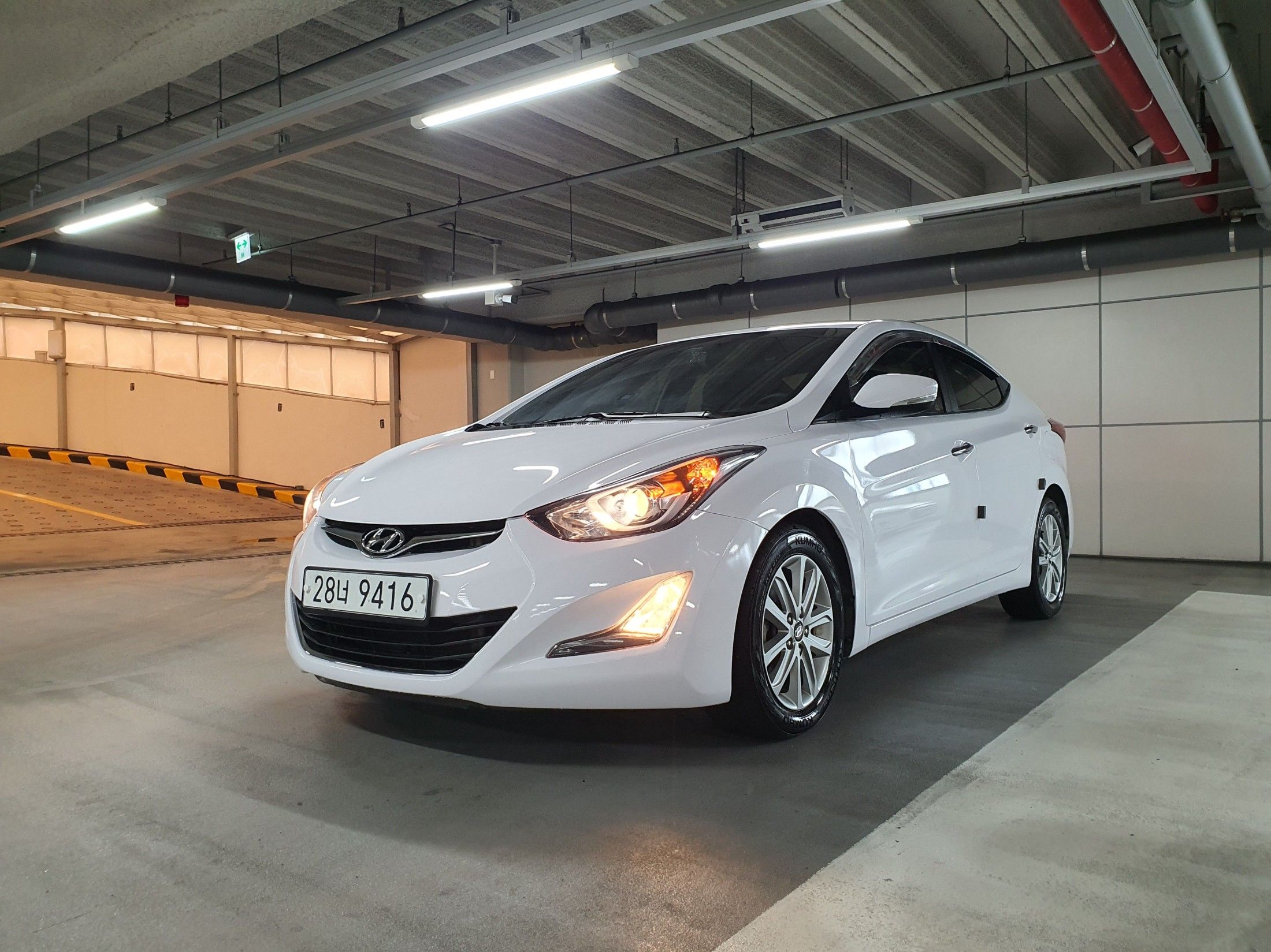 HYUNDAI AVANTE 2014