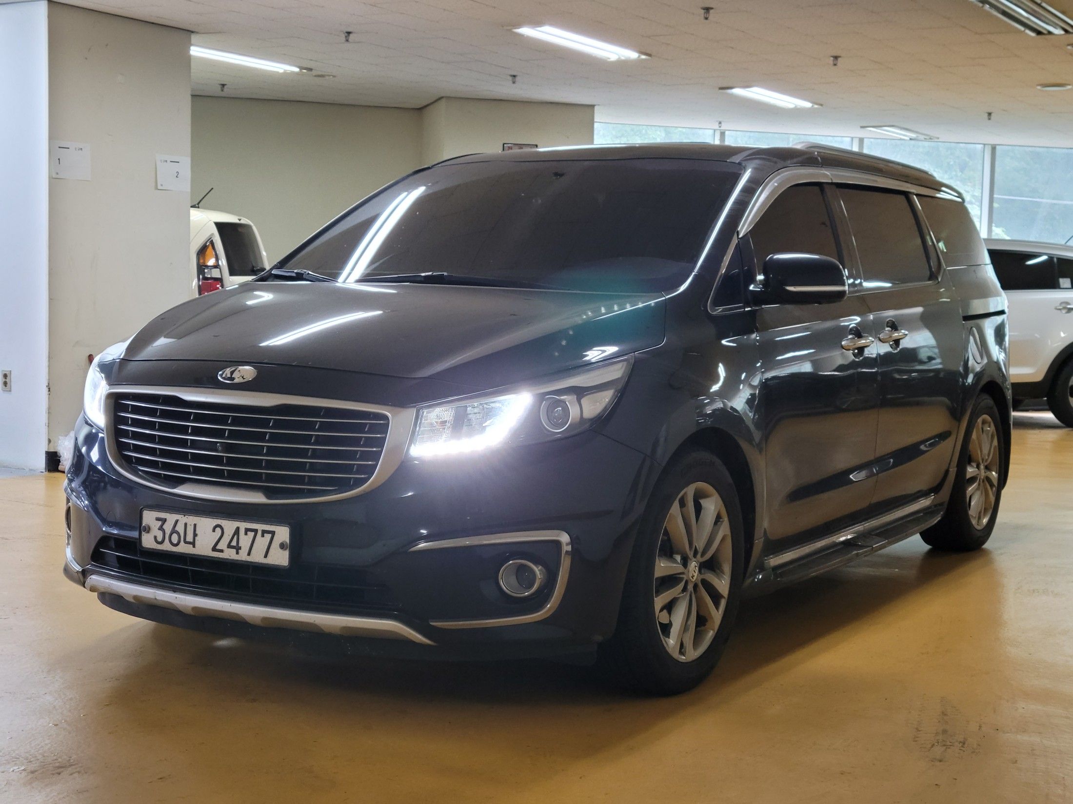 KIA CARNIVAL 2018