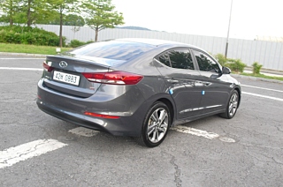 HYUNDAI AVANTE AD 2016