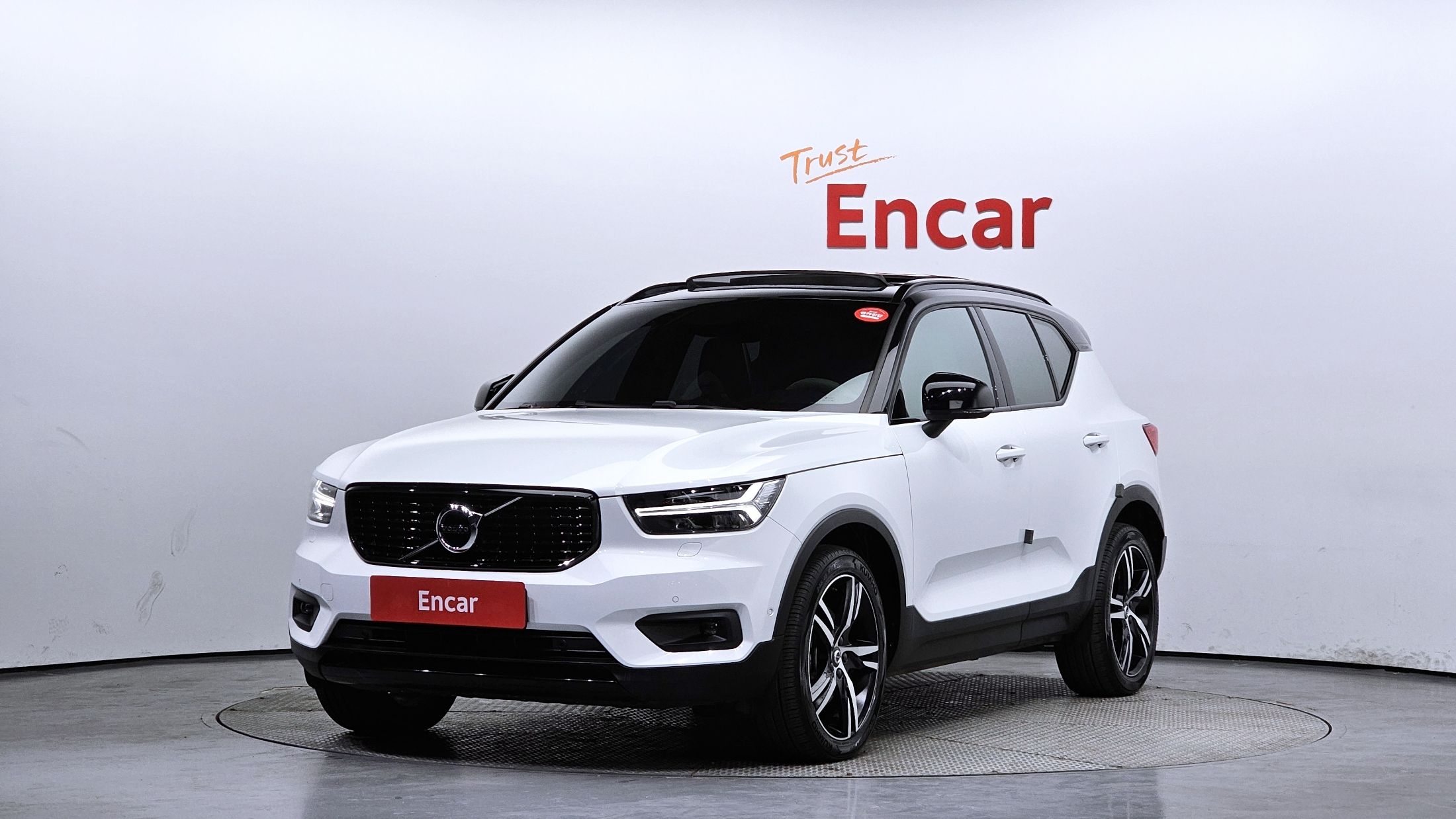 VOLVO XC40 2018