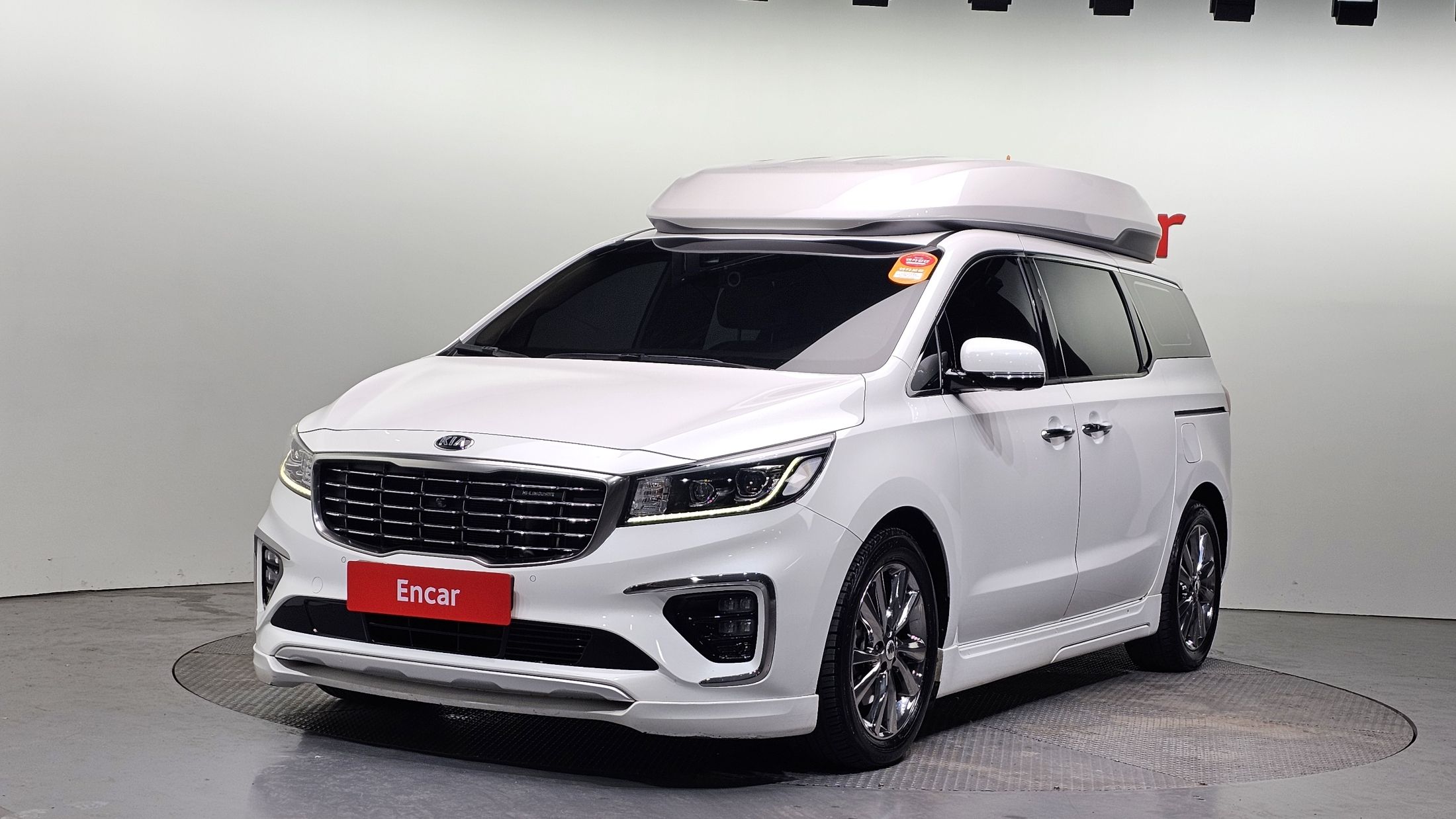 KIA CARNIVAL 2018