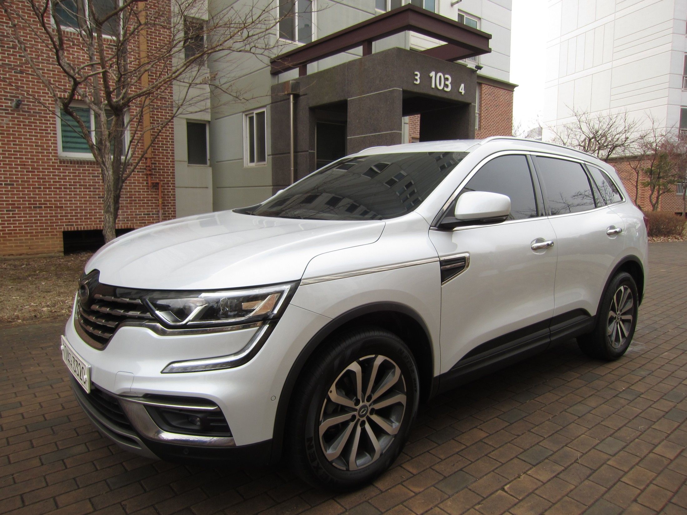 RENAULT SAMSUNG QM6