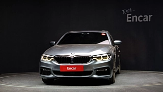BMW 5-SERIES G30 2017