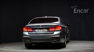 BMW 5-SERIES G30 2017