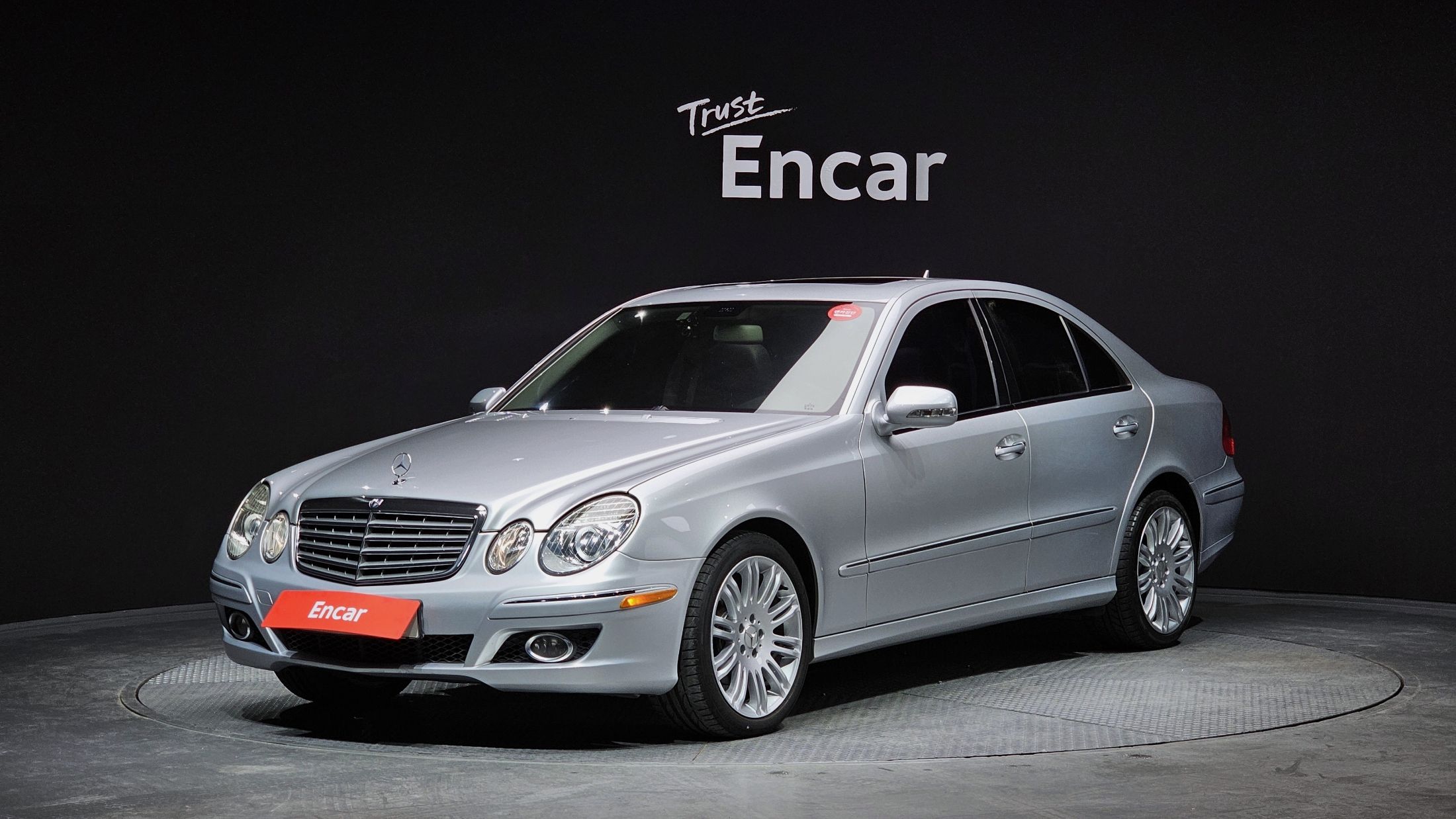 MERCEDES BENZ E-CLASS W211